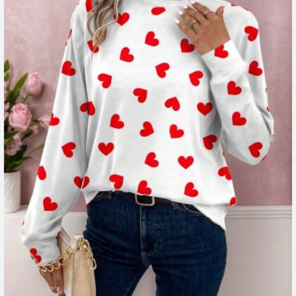 SHEIN Red Heart Print White Sweatshirt - Picture 1 of 2